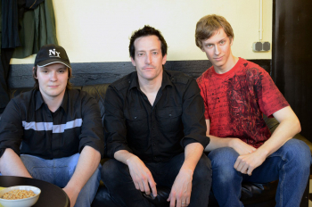 Nach dem Interview mit Richard Patrick (mitte).