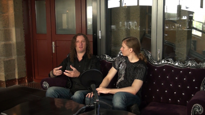 Arne Luaith im Interview mit Bassist Markus Grosskopf (2012).