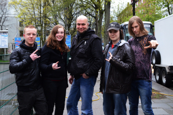 Metal Trails nach dem Interview mit Thomas Lindner (m.) im Docks.