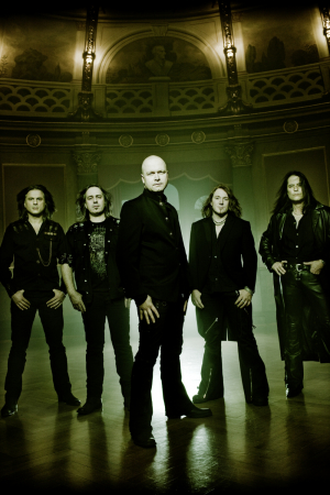 Unisonic in vollem Line-Up (2012).