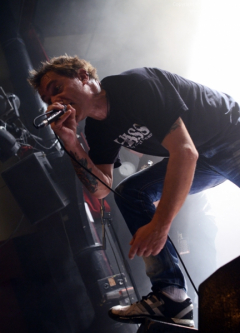 Betontod bei einem Konzert im Knust in Hamburg (2011).