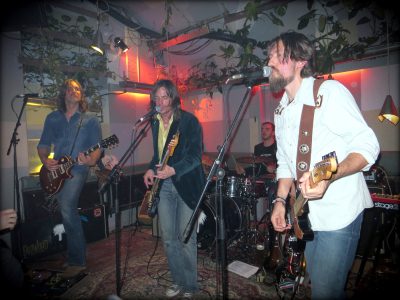 Dealer live bei der CD-Präsentation von This Is Not California im Linzer Cafe Strom.