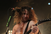 Bild 15 | Airbourne am 7. November 2013 in Linz. Fotografie: Christian Hehs