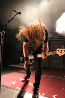 Bild 19 | Airbourne am 7. November 2013 in Linz. Fotografie: Christian Hehs
