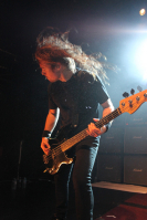 Bild 22 | Airbourne am 7. November 2013 in Linz. Fotografie: Christian Hehs