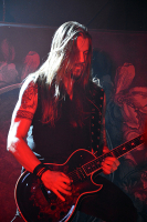 Bild 9 | Amorphis am 27. März 2014 in Hannover. Fotografie: Anne-Catherine Swallow