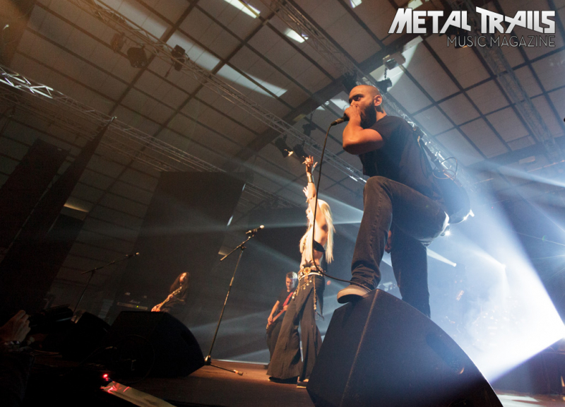 Bild 3 | Azylya am 20. Oktober 2013 in male Metal Voices Festival. Fotografie: Khanh To Tuan