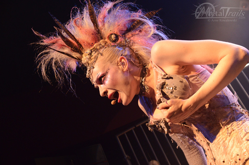 Bild 25 | Emilie Autumn am 22. März 2012 in Hamburg. Fotografie: Arne Luaith