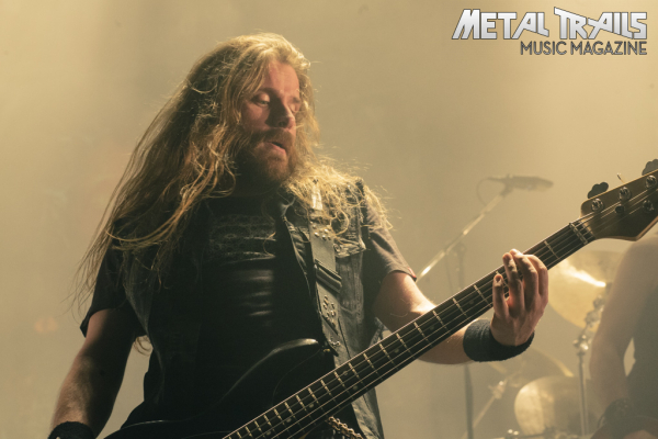 Zu den Konzertbildern des Epica-Gigs vom 30. April 2014 im 013 in Tilburg …