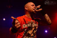 Bild 19 | Five Finger Death Punch am 4. Juni 2013 in Hamburg. Fotografie: Arne Luaith