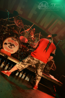 Bild 27 | Five Finger Death Punch am 4. Juni 2013 in Hamburg. Fotografie: Arne Luaith