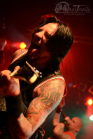 Bild 31 | Five Finger Death Punch am 4. Juni 2013 in Hamburg. Fotografie: Arne Luaith