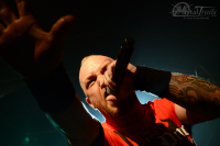 Bild 32 | Five Finger Death Punch am 4. Juni 2013 in Hamburg. Fotografie: Arne Luaith