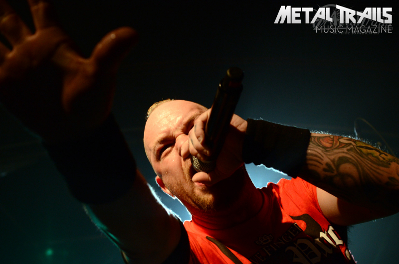 Bild 32 | Five Finger Death Punch am 4. Juni 2013 in Hamburg. Fotografie: Arne Luaith