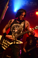 Bild 42 | Five Finger Death Punch am 4. Juni 2013 in Hamburg. Fotografie: Arne Luaith