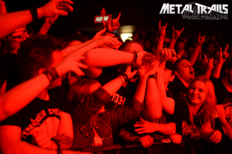 Bild 50 | Five Finger Death Punch am 4. Juni 2013 in Hamburg. Fotografie: Arne Luaith