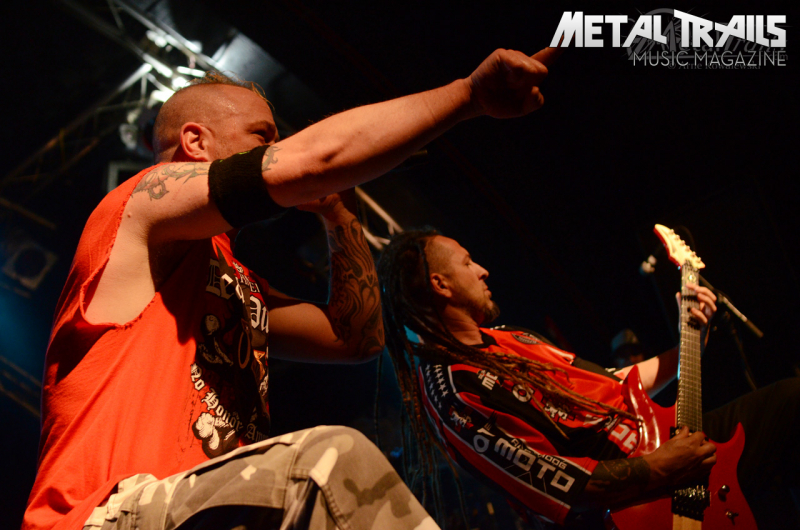 Bild 53 | Five Finger Death Punch am 4. Juni 2013 in Hamburg. Fotografie: Arne Luaith