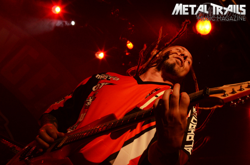 Bild 54 | Five Finger Death Punch am 4. Juni 2013 in Hamburg. Fotografie: Arne Luaith