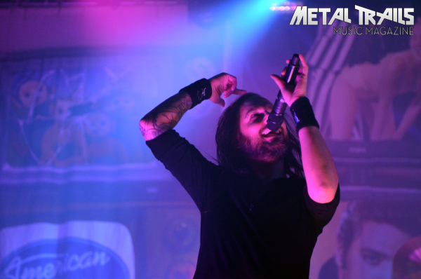 Zu den Konzertbildern des Korn-Gigs vom 6. Mai 2014 im Palladium in Köln …