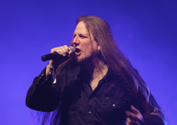 Bild 4 | Leaves’ Eyes  am 20. Oktober 2013 in male Metal Voices Festival. Fotografie: Khanh To Tuan