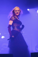 Bild 13 | Leaves’ Eyes  am 20. Oktober 2013 in male Metal Voices Festival. Fotografie: Khanh To Tuan