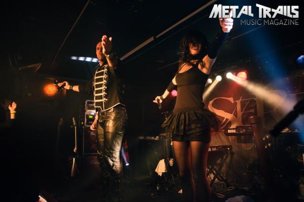 Zu den Konzertbildern des Serenity-Gigs vom 15. April 2014 im Nachtleben in Frankfurt am Main …