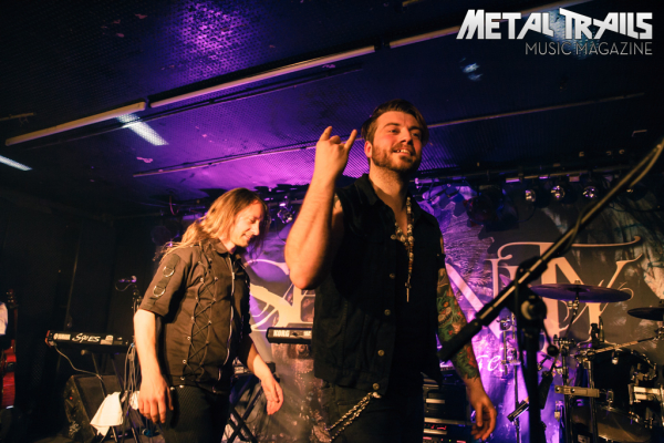 Zu den Konzertbildern des Serenity-Gigs vom 15. April 2014 im Nachtleben in Frankfurt am Main …