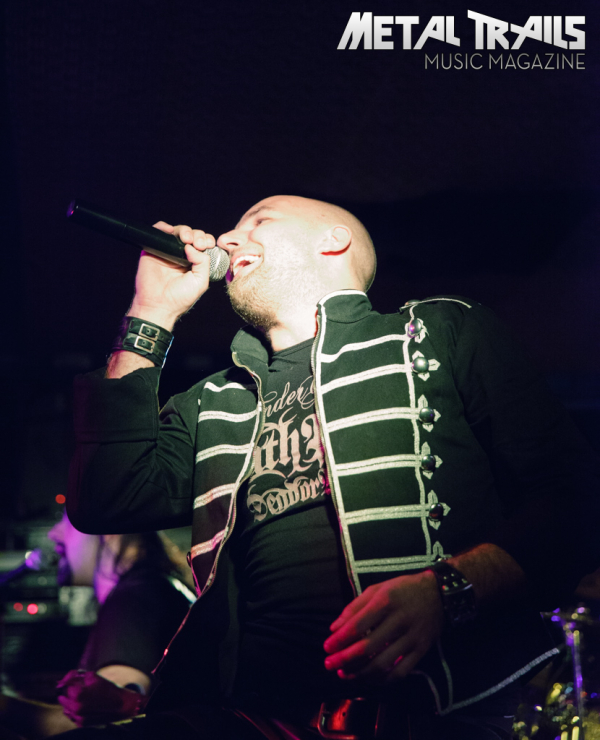 Zu den Konzertbildern des Serenity-Gigs vom 23. Mai 2014 im Schwimmbad-Club in Heidelberg …