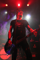 Bild 9 | Skid Row am 26. November 2013 in Wien. Fotografie: Christian Hehs