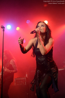 Bild 51 | Tarja Turunen am 13. Mai 2011 in Hamburg. Fotografie: Arne Luaith